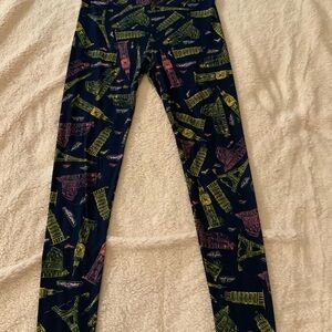 OS - LuLaRoe “Travel” Leggings